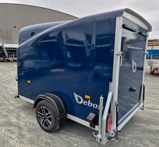 Carroçaria Debón Cargo 1300 em poliéster azul com porta lateral nova
